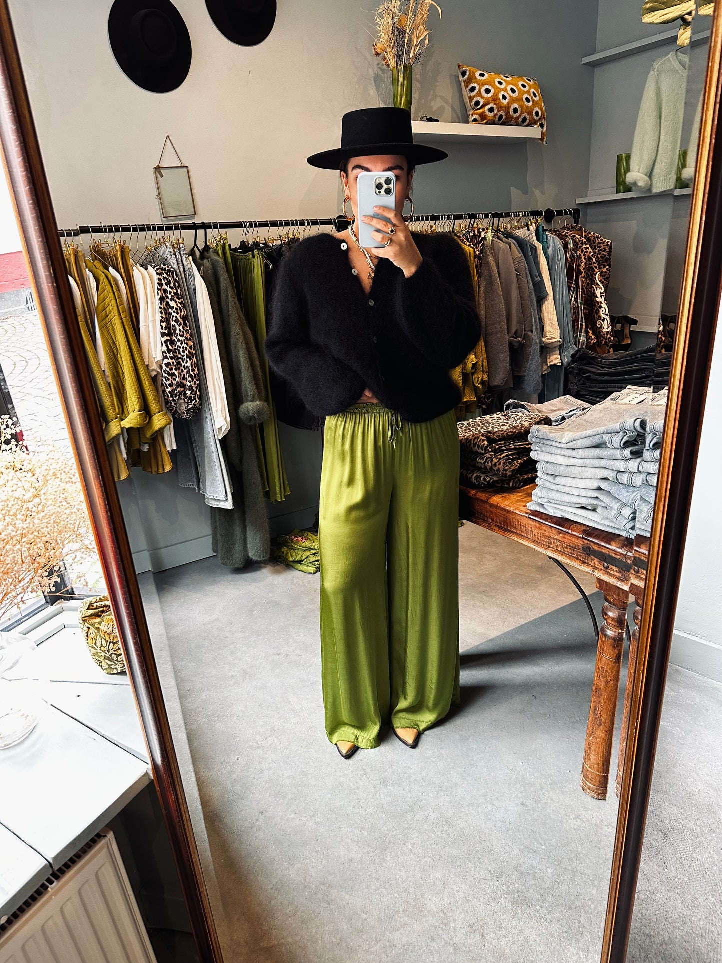 LOU - MOHAIR VEST ZWART