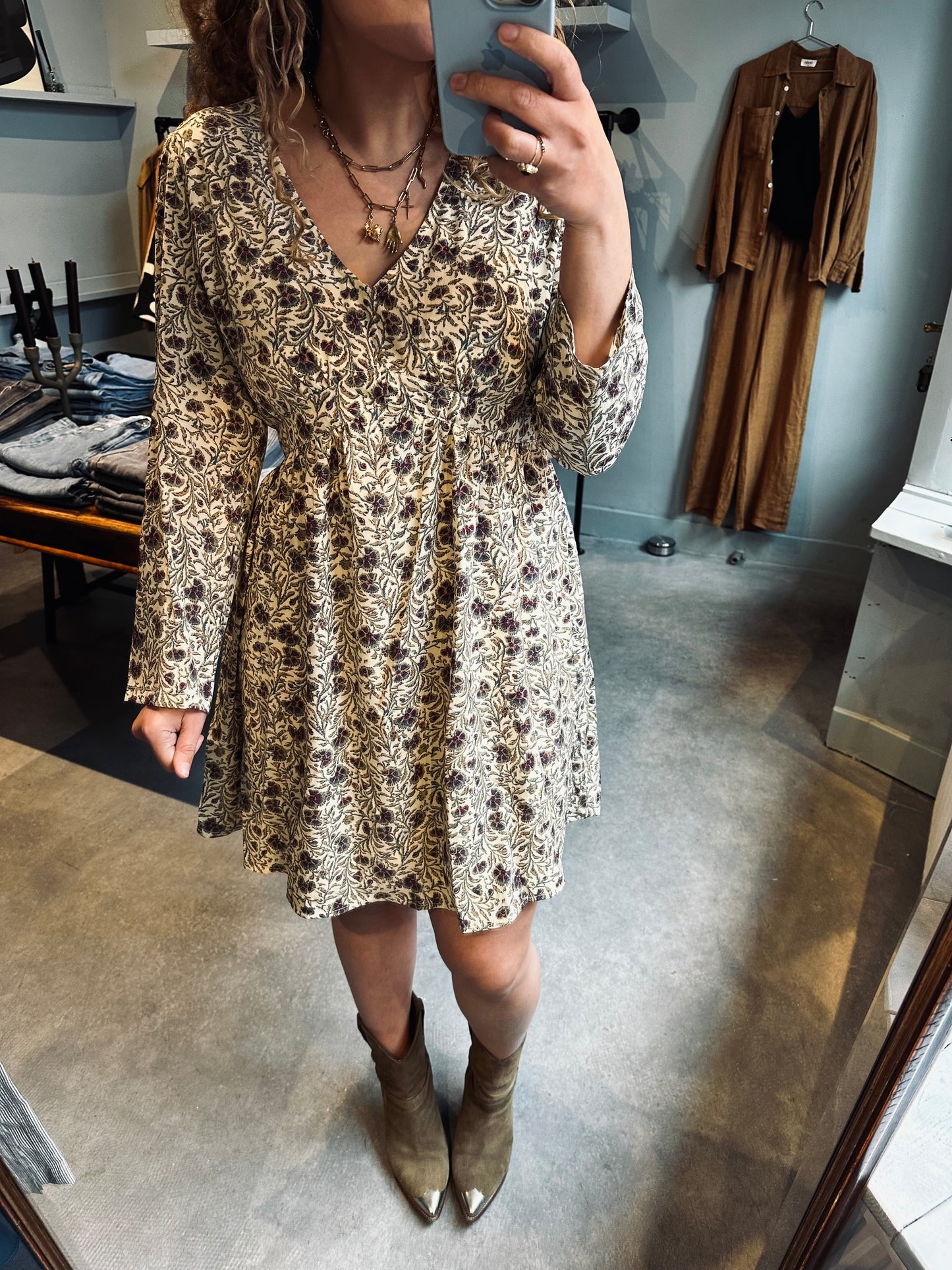 JURK - CREME MET PAARSE PRINT