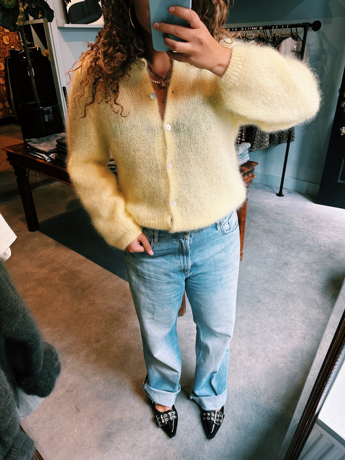 LOU - MOHAIR VEST GEEL