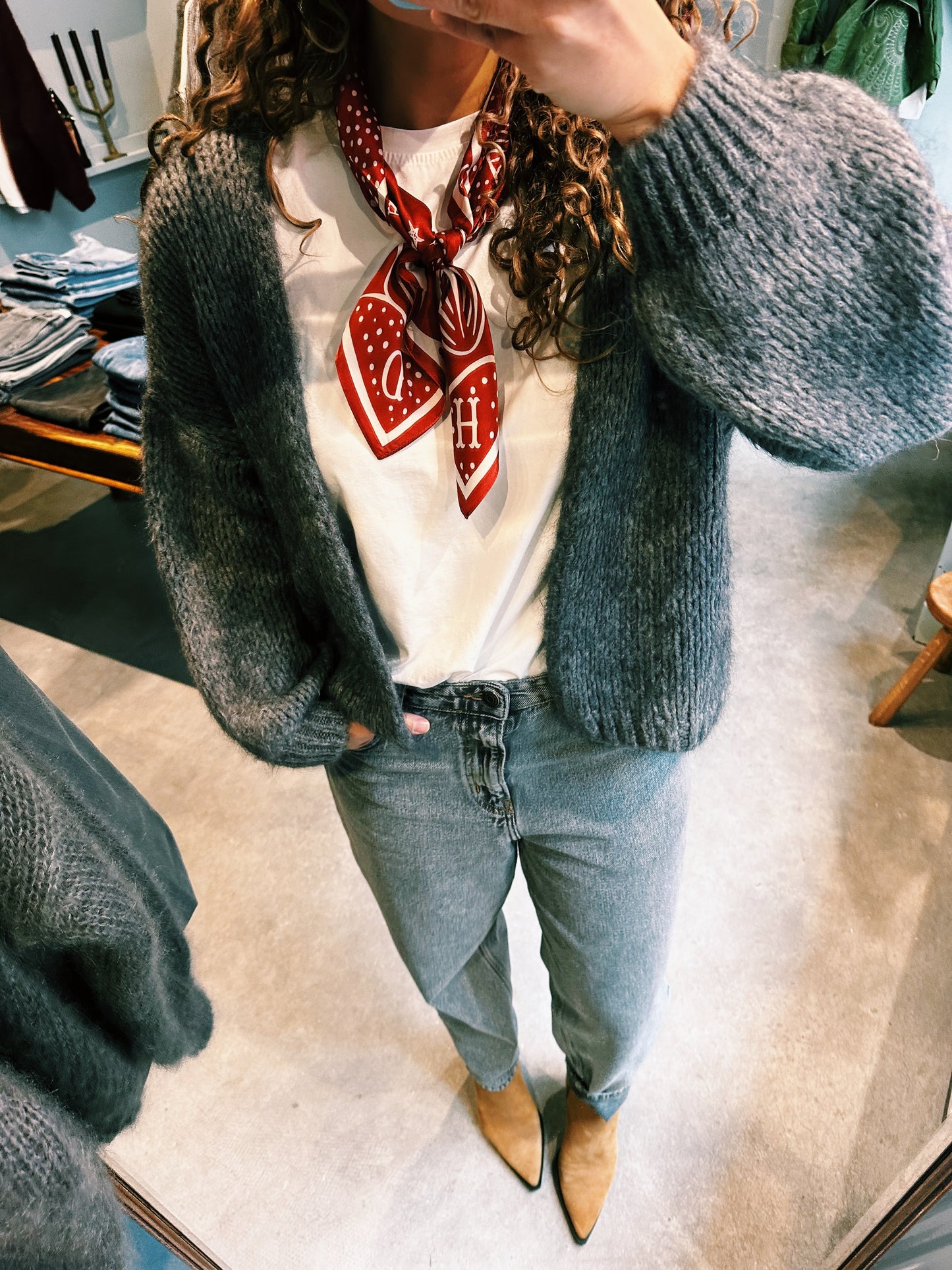 LIEN - GROFGEBREID VEST GRIJS