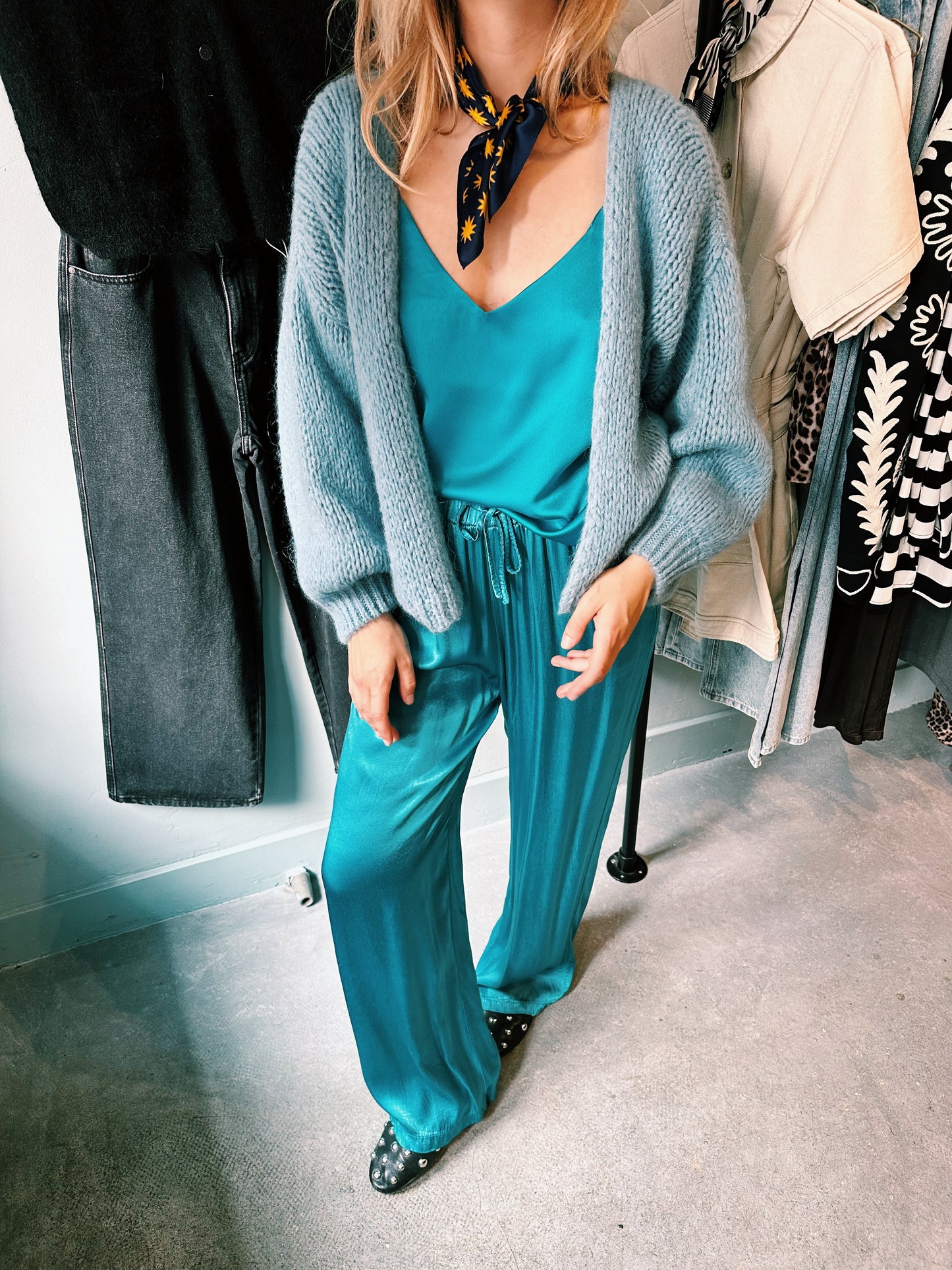 TOP - TURQUOISE SPAG. BANDJE
